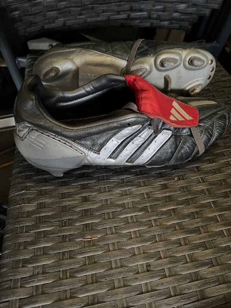 predator mania gunmetal